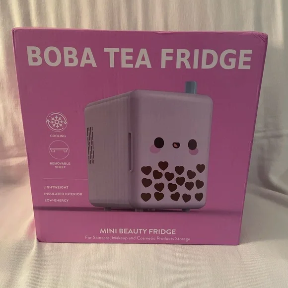 NIB Mini Beauty Fridge - Pink - Picture 1 of 9